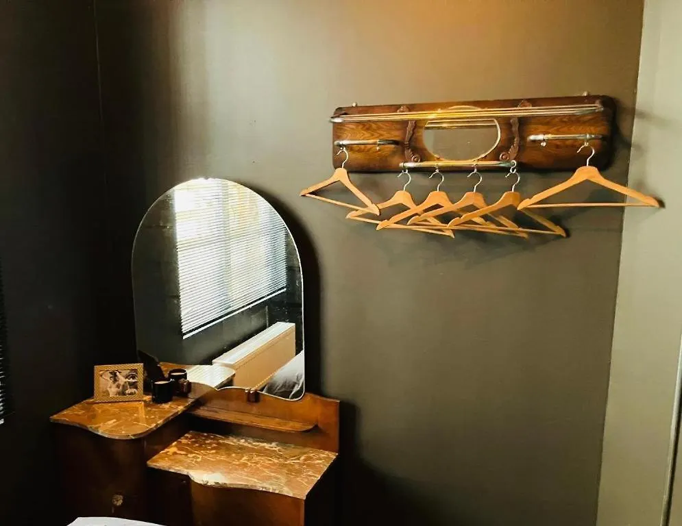 Living History - Suikernest Aparthotel Antwerpen